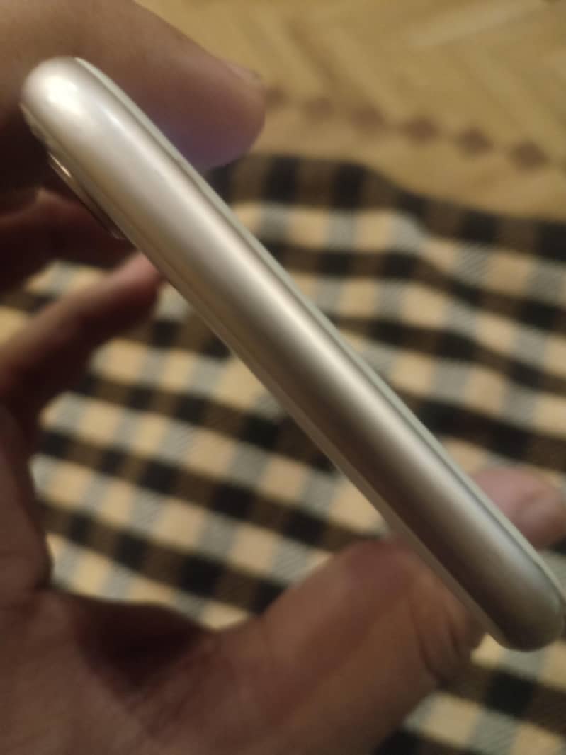Apple iPhone 8 bypass 3