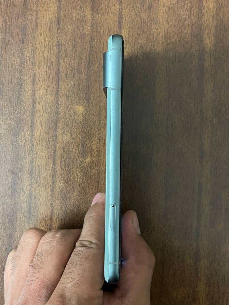 Google Pixel 8 2