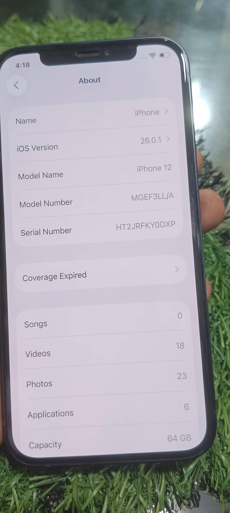 Apple iPhone 12 4
