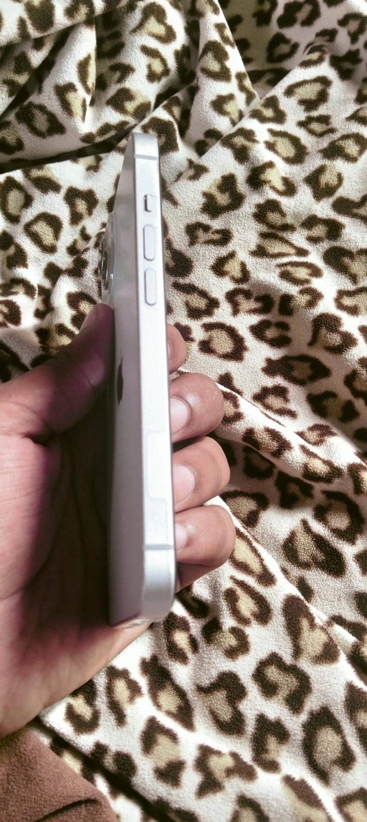 Apple iPhone 14 2
