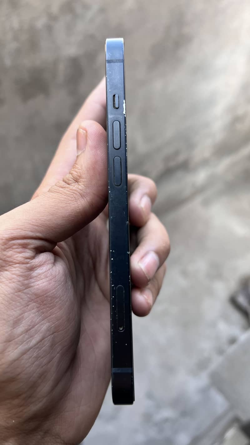 Apple iPhone 13 mini 2