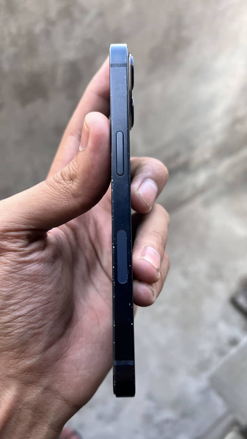 Apple iPhone 13 mini 3