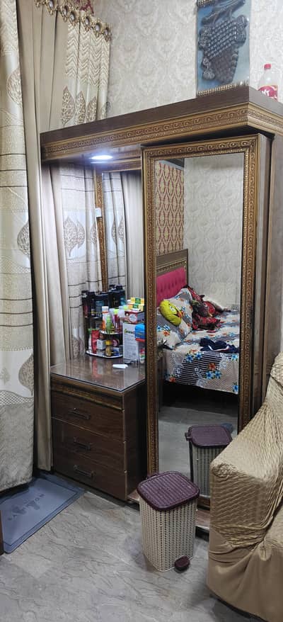 Movable Dressing for Sale