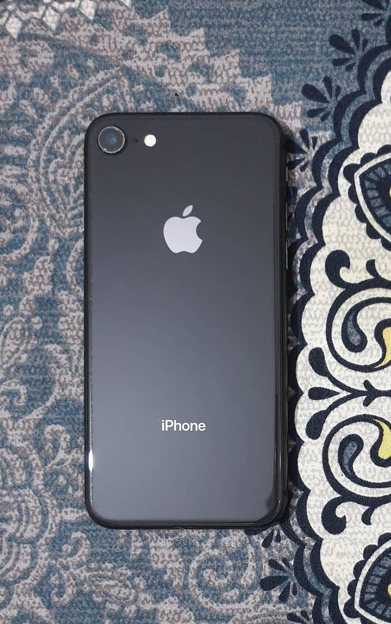 Apple iPhone 8 2