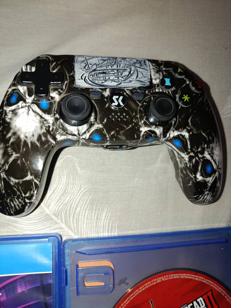 Ps4 games and controller 6