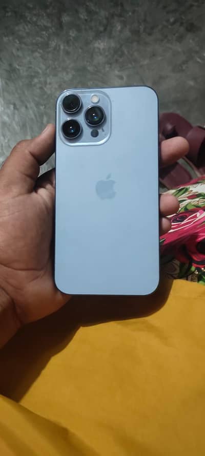 Apple iPhone XR convert 13 pro