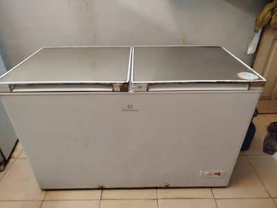 Dawlance double door horizontal refrigerator