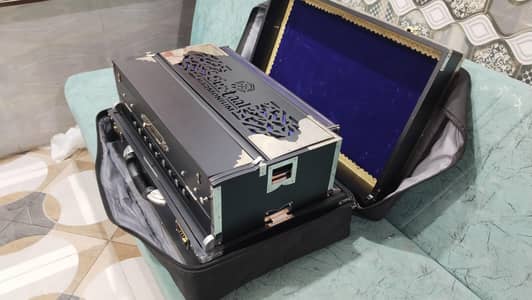 Surtaal Folding Harmonium