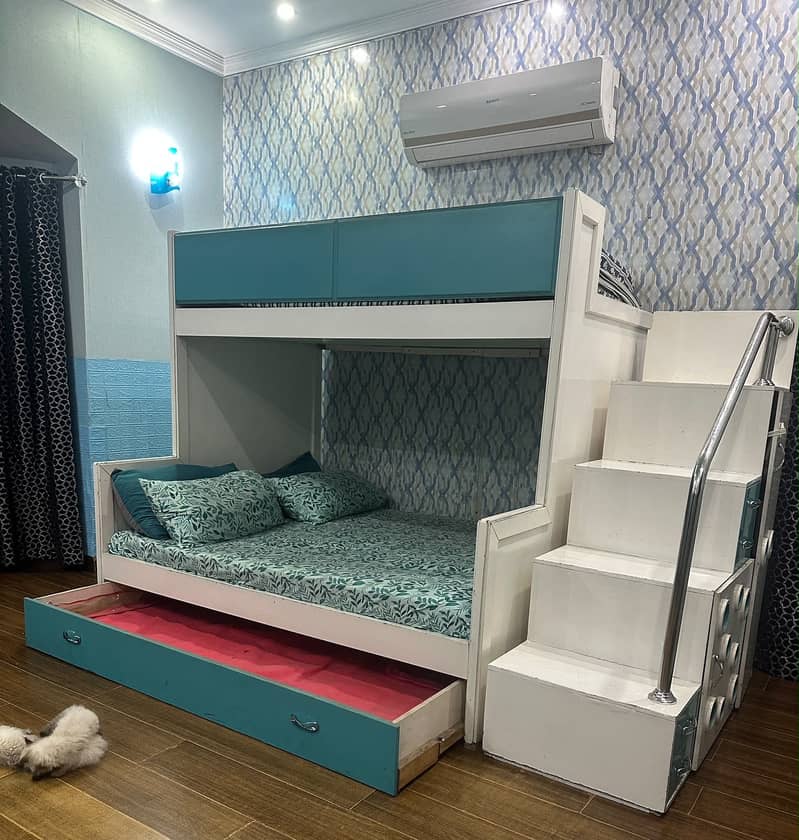 Triple bunk bed 4