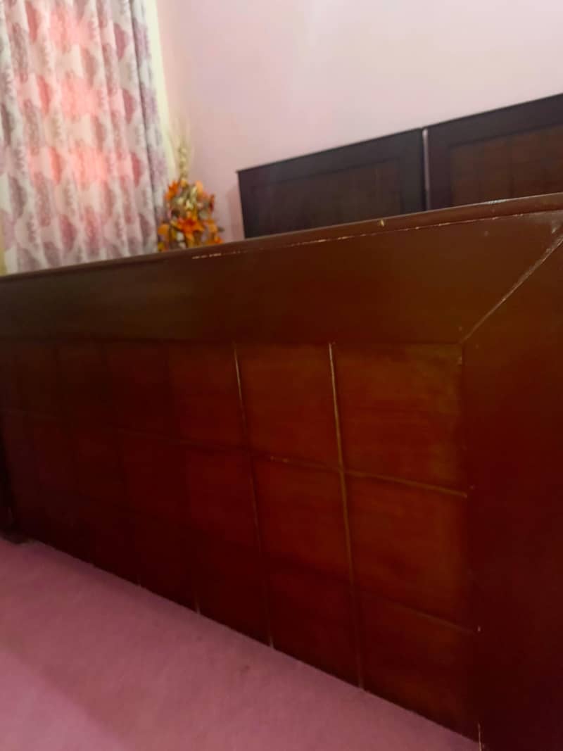 Two Single Bed 0