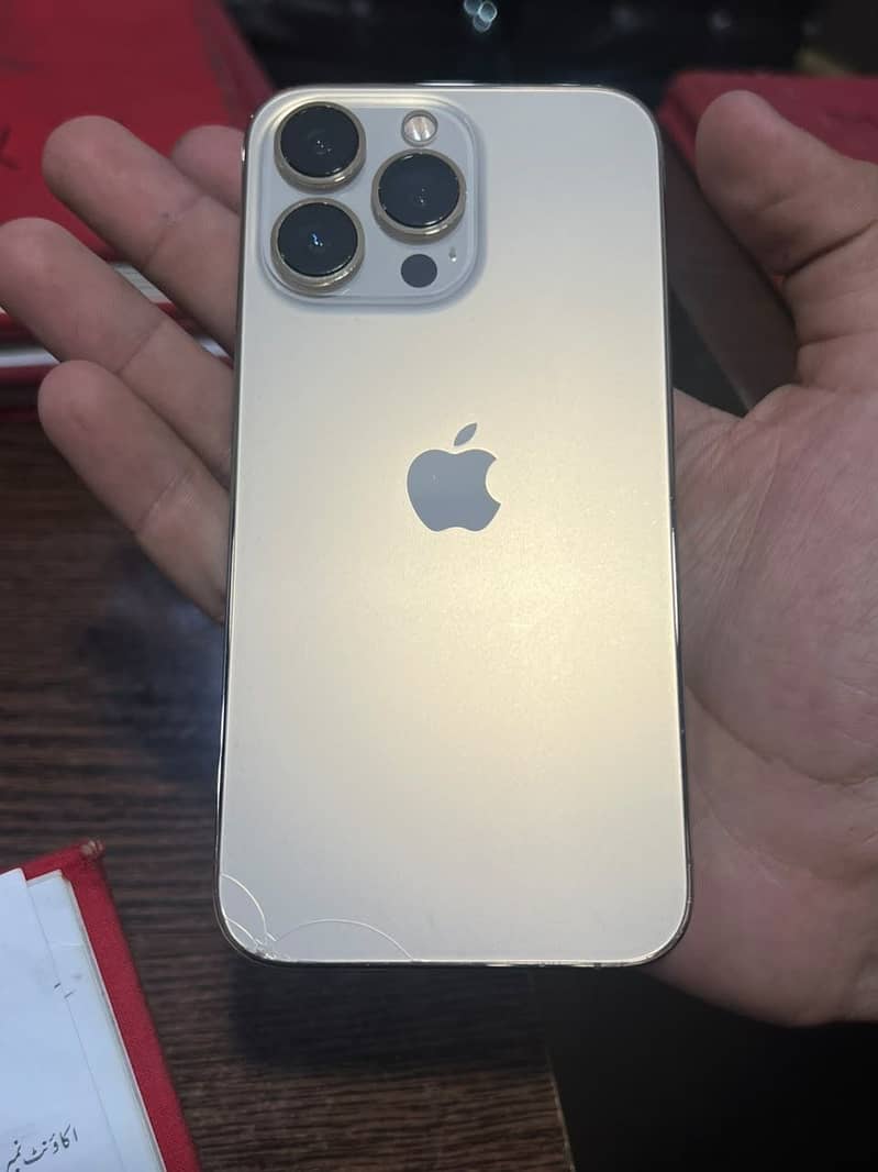 Apple iPhone 13 Pro 2