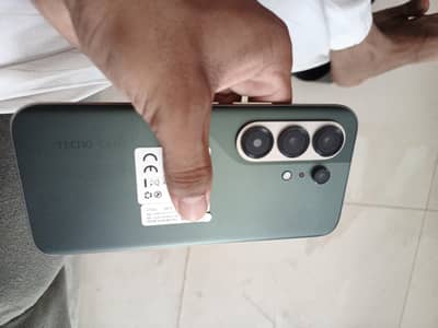 Tecno CAMON 40 Pro