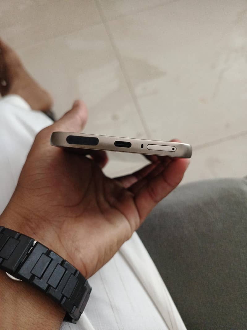 Tecno CAMON 40 Pro 3