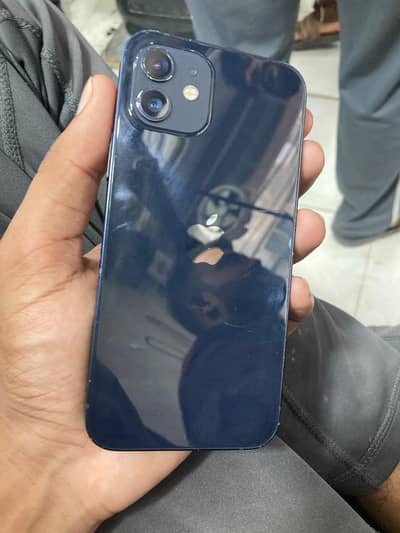 Apple iPhone 12