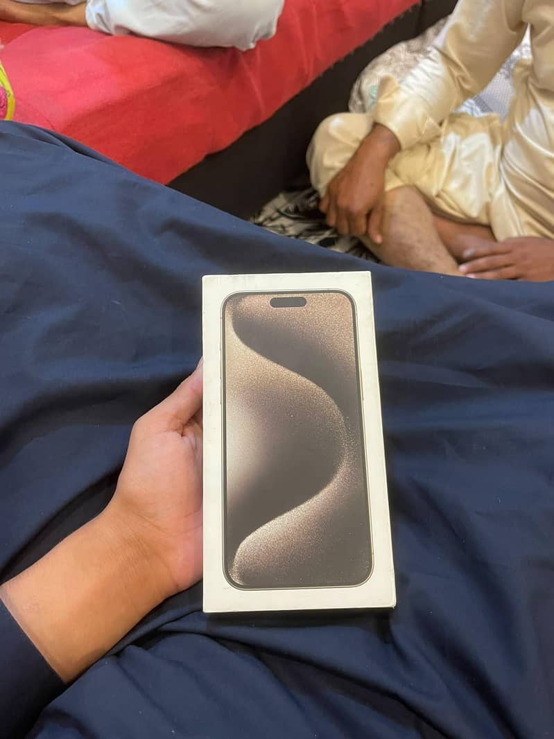 Apple iPhone 15 Pro Max 1
