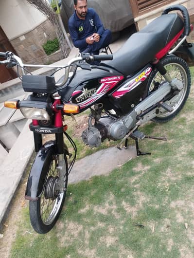 unique convert Honda70