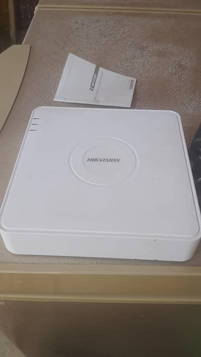 new DVR ha aath Cameron wali behtarin all ok