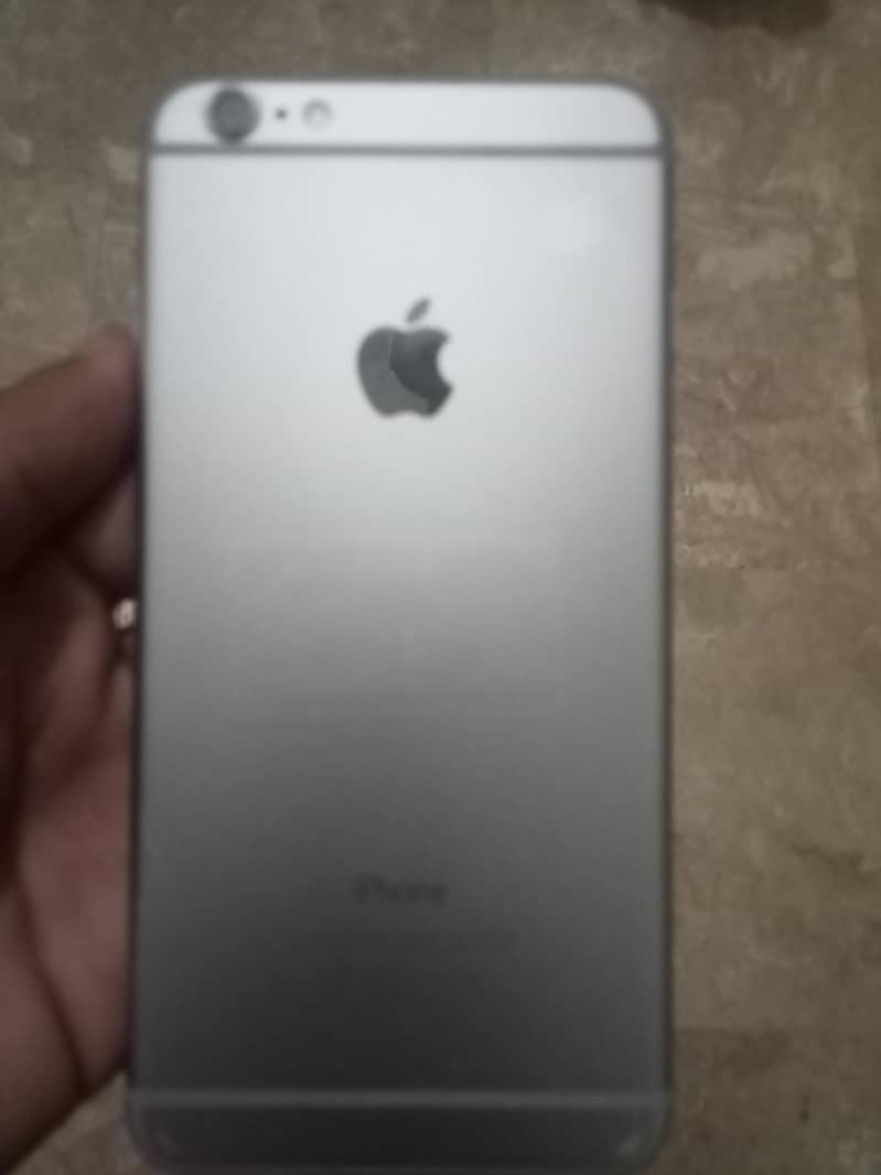 Apple iPhone 6 Plus 2