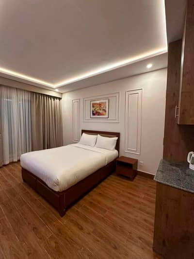 One BHK luxury per day weekly monthly short stay for rent
