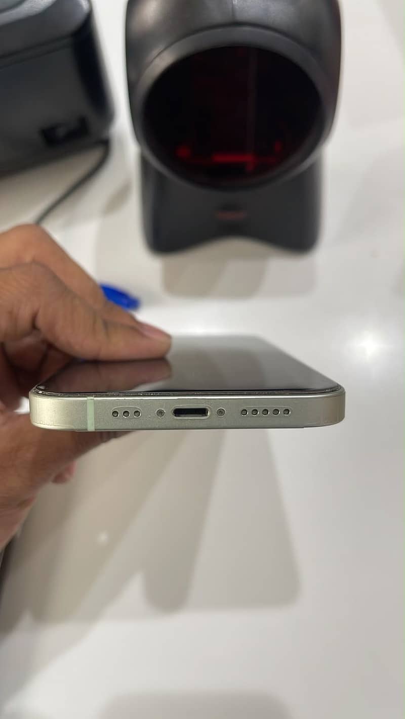 Apple iPhone 12 0