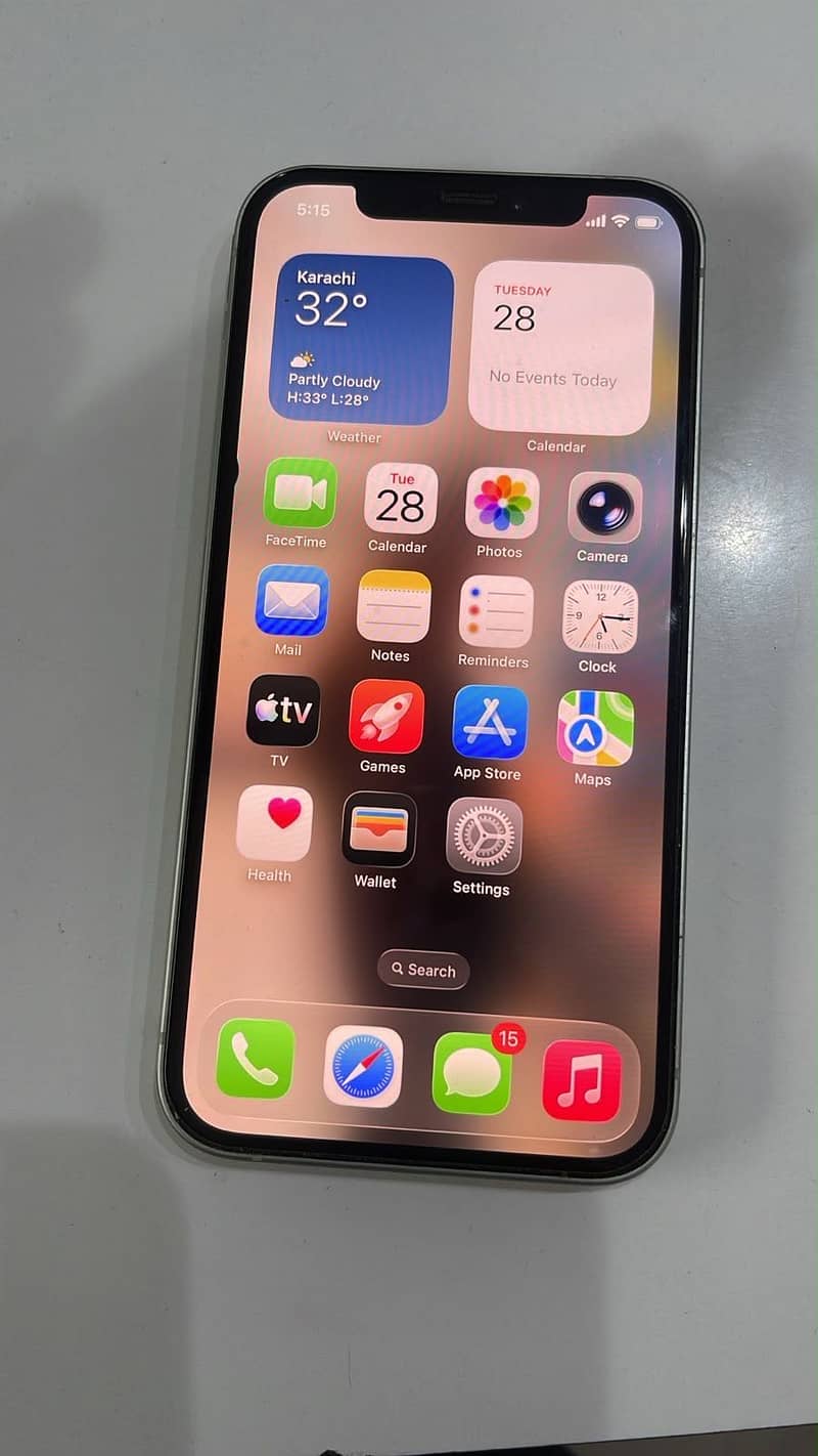 Apple iPhone 12 1