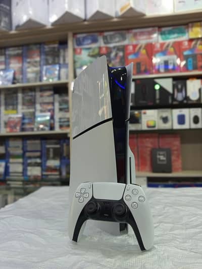 PS5 SLIM DISC EDITION 1TB USED 10/10 CONDITION
