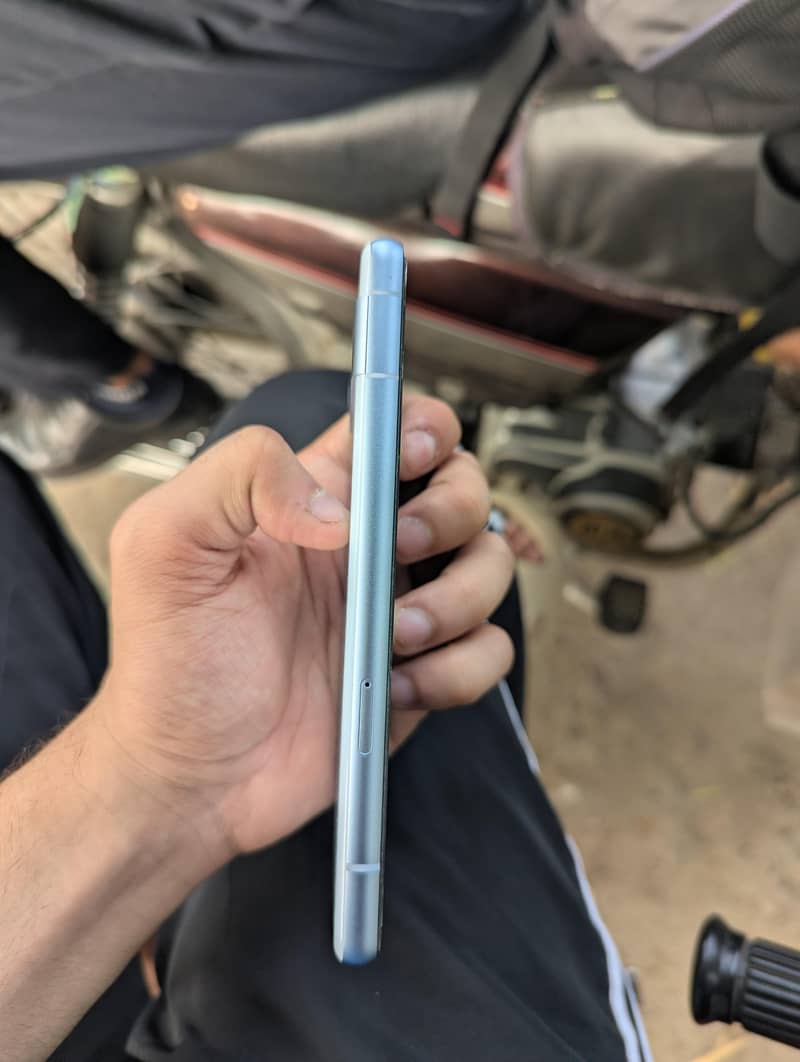 Google Pixel 7a 3