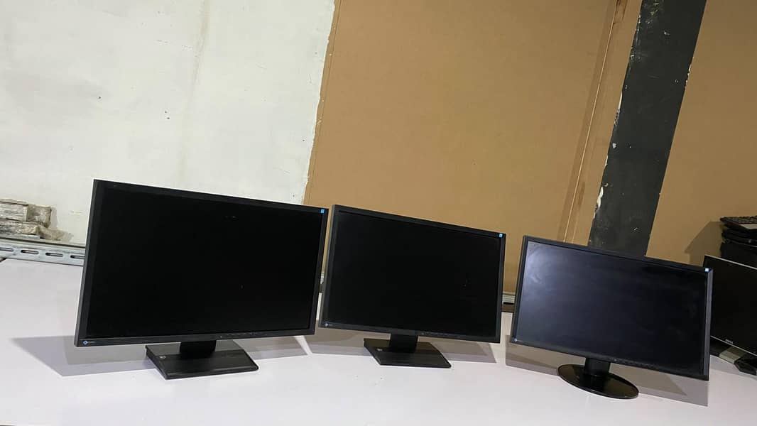 monitor / LCD 6