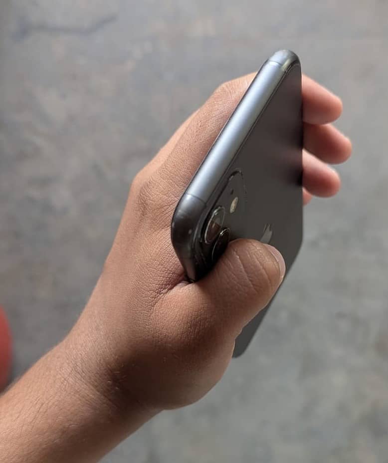 Apple iPhone 11 8