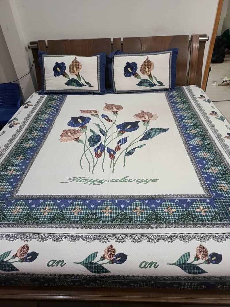 bed with dressing table 0