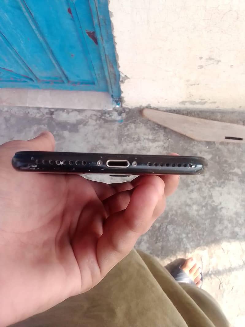 Apple iPhone 7 Plus 8