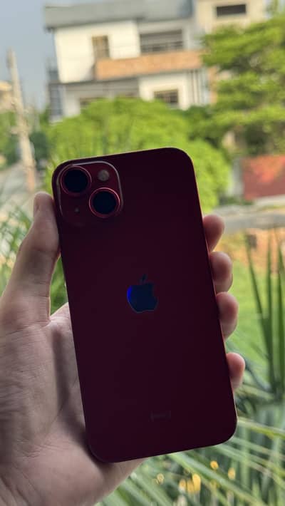 Apple iPhone 13