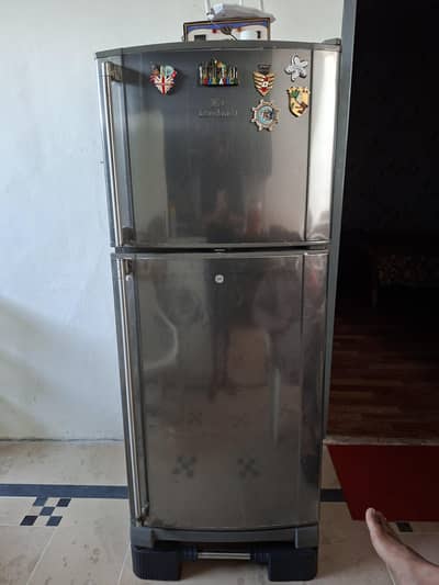 Dawlance refrigerator used