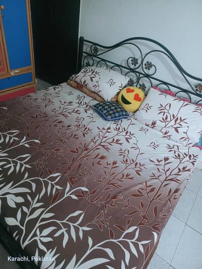 iron king size bed with mattress