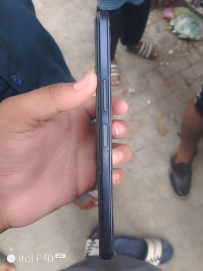 all ok charger nahi hai aur finger be nahi use hota hai blll