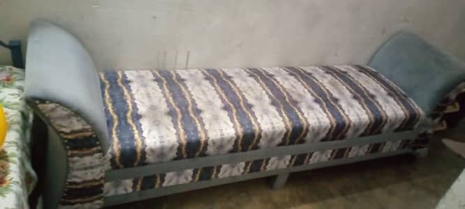 4 seater sofa