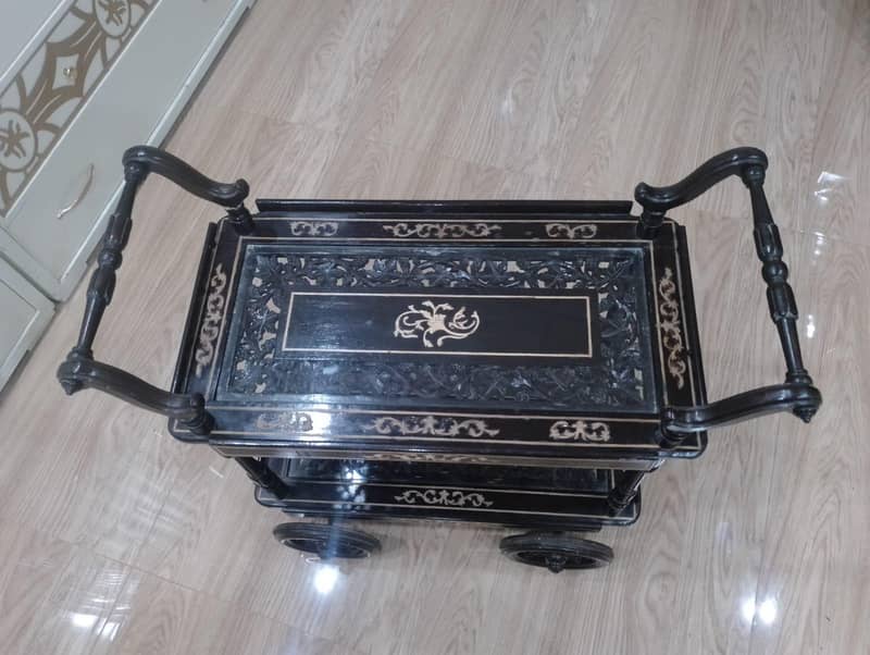 Serving Trolley 3
