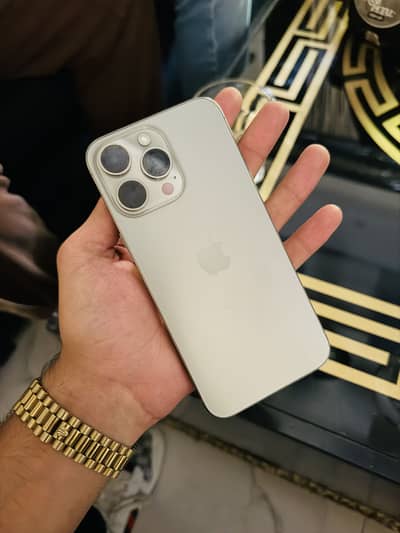 Apple iPhone 15 Pro Max