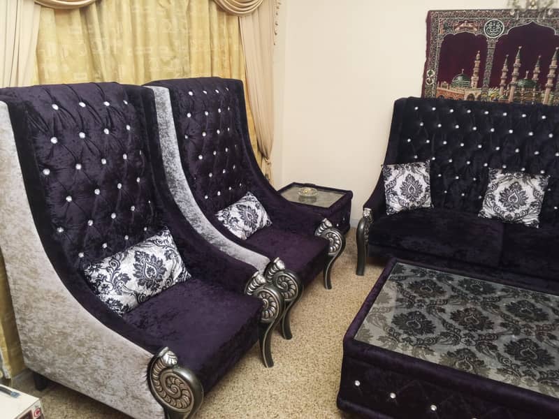 sofa set with tabels 3