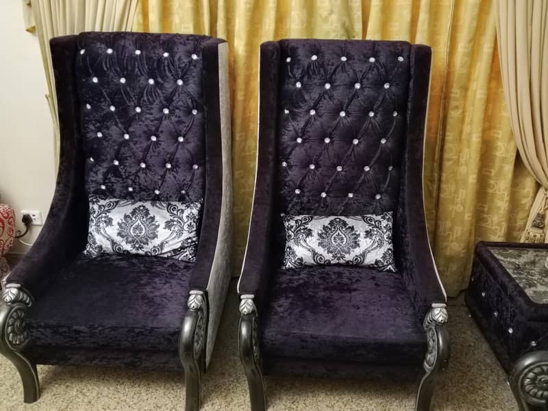 sofa set with tabels 4
