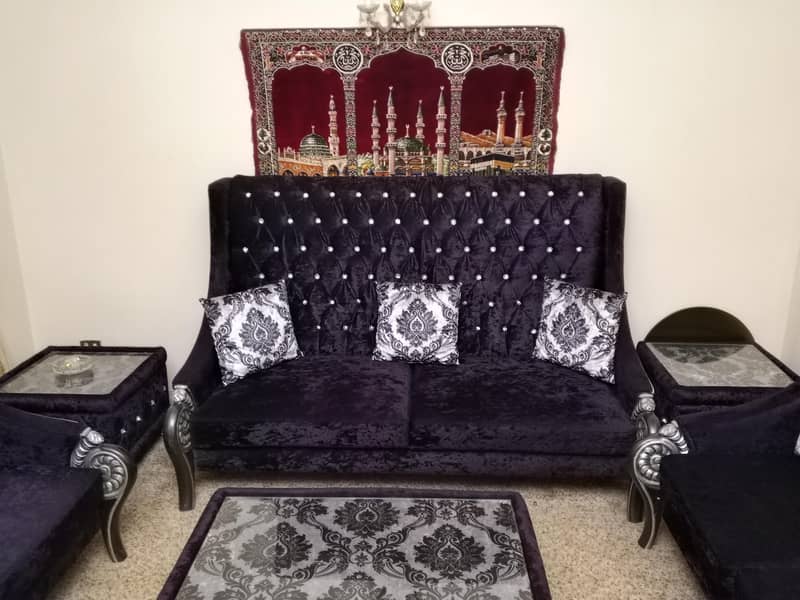 sofa set with tabels 7