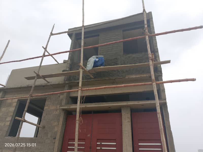 Corner house with extra land 3