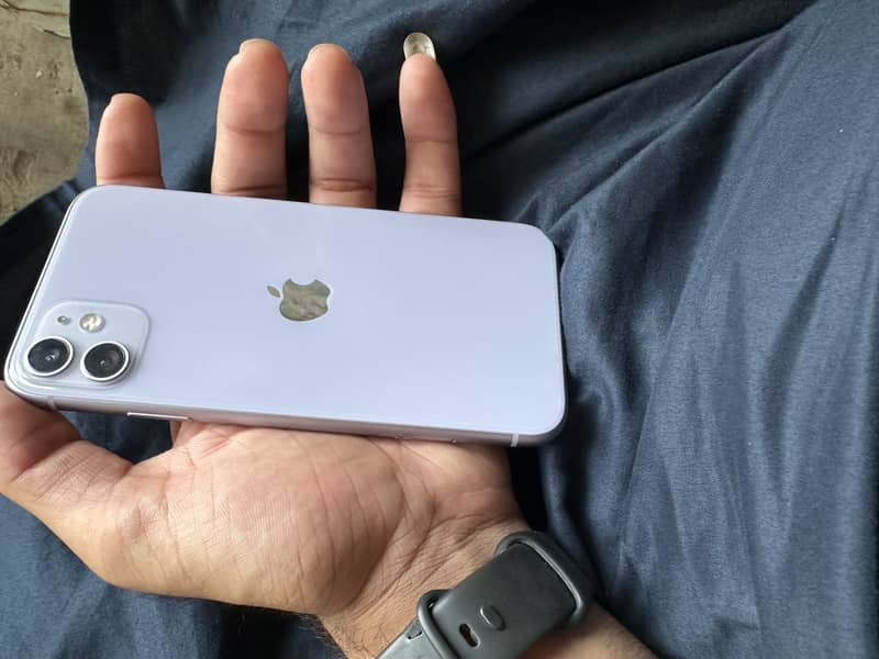 Apple iPhone 11 2