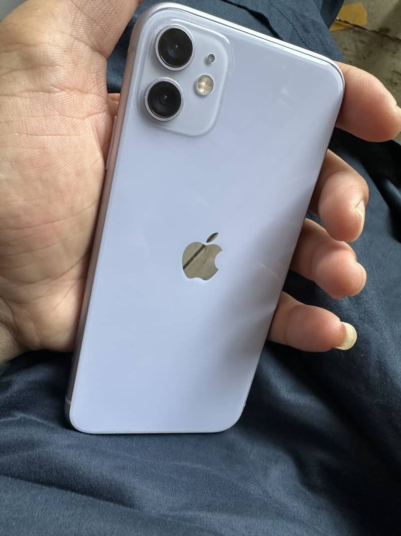 Apple iPhone 11 3