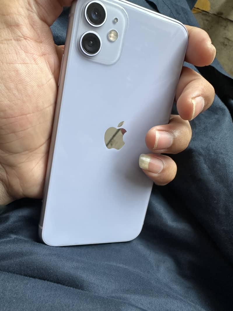 Apple iPhone 11 8