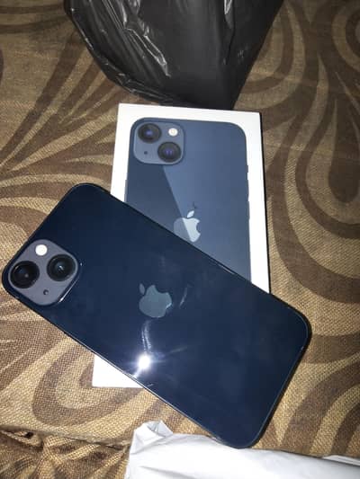 Apple iPhone 13