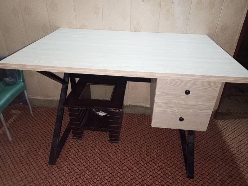 computer table 0