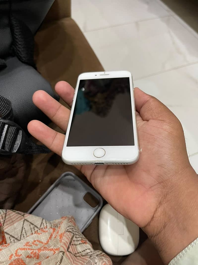iPhone 7 1