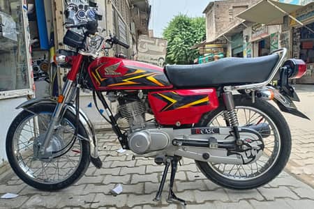 Honda CG 125 2025 Model Red