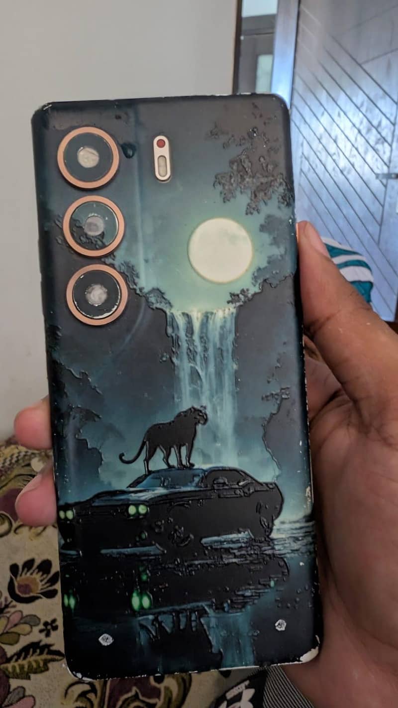 Tecno Camon 40 pro 1